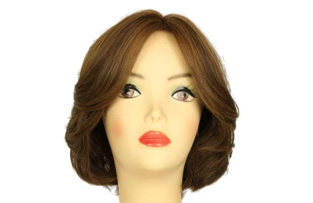 Dorothy Light Brown With Blended Lowlights And Highlights Skin Top Size M Pre-Cut
